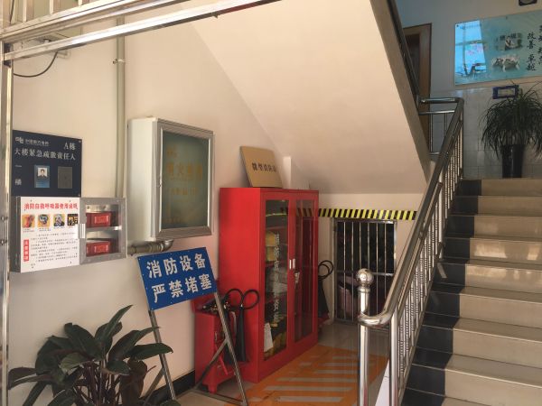 自救呼吸器装设楼道口